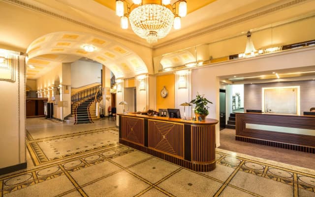 Penthouse by Art Deco Hotel Montana