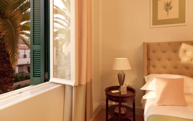 Poseidonion Grand Hotel