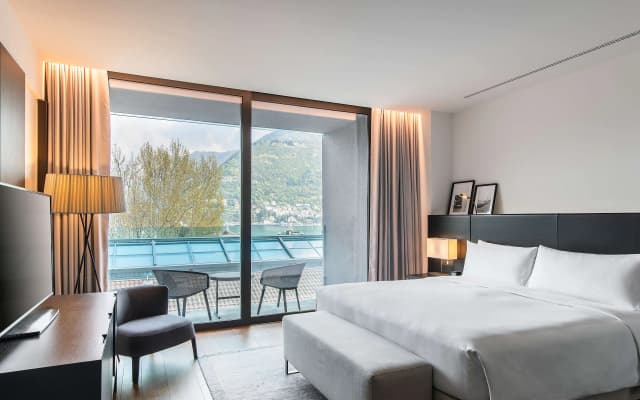 Hilton Lake Como
