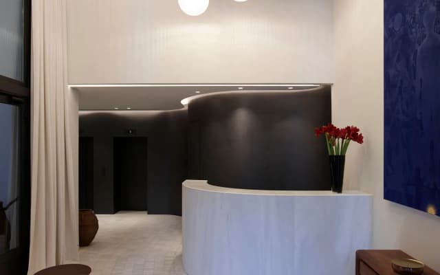 Xenodocheio Milos Hotel