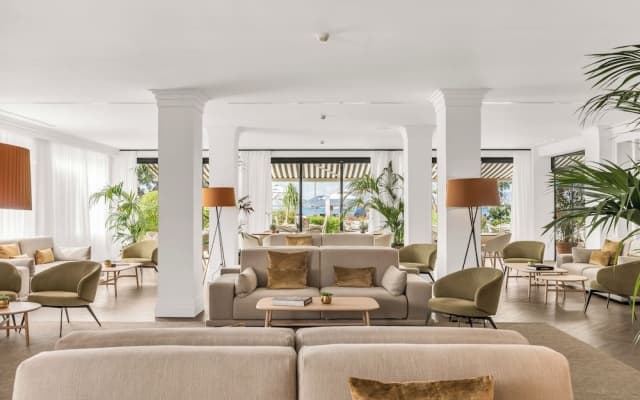 Hotel Illa D'Or