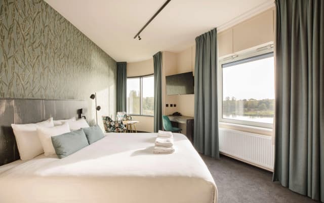 Flonk Hotel Groningen Zuid, BW Signature Collection