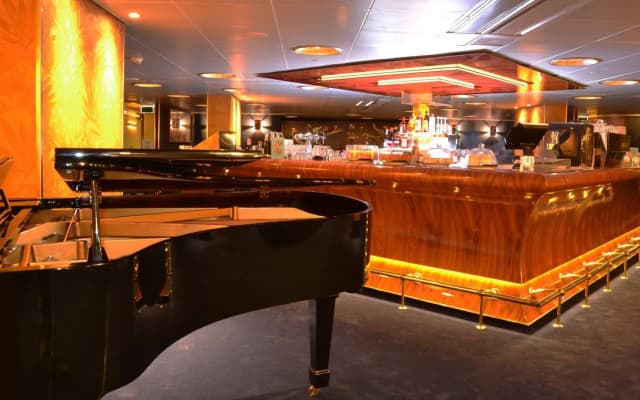 ss Rotterdam Hotel & Restaurants