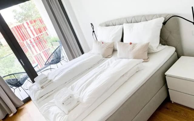 Luxuriöses Neubau-Apartment mit e-Lade Parkplatz