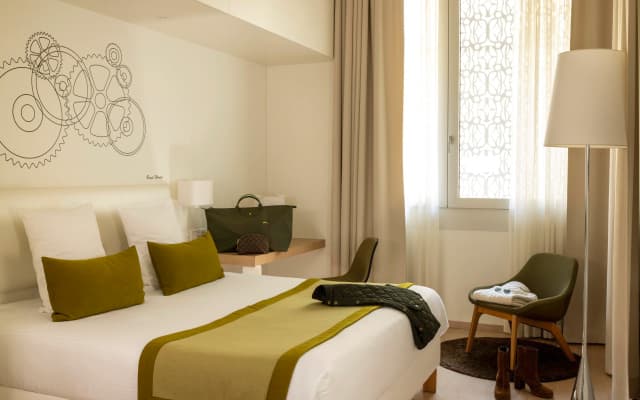 The Passage Urban & Lifestyle Hotel