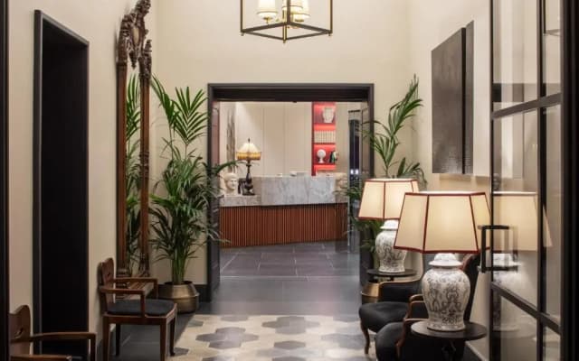 Adriano Hotel
