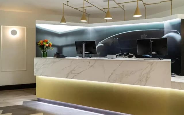 Gran Versalles Hotel