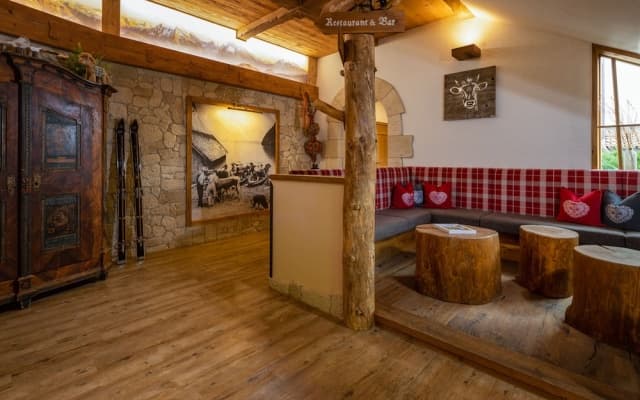 Alm- & Wellnesshotel Alpenhof