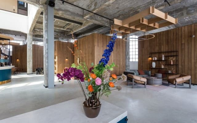 Hotel de Timmerfabriek Kloeg Collection