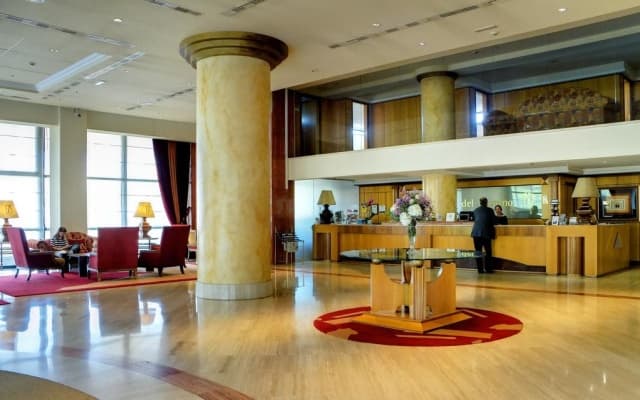 Oca Puerta del Camino Hotel