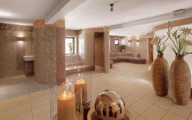 Nells Park Hotel