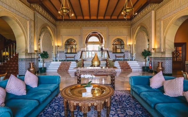 Hotel Alhambra Palace