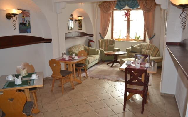 Aparthotel Deutscher Kaiser Ferienwohnungen